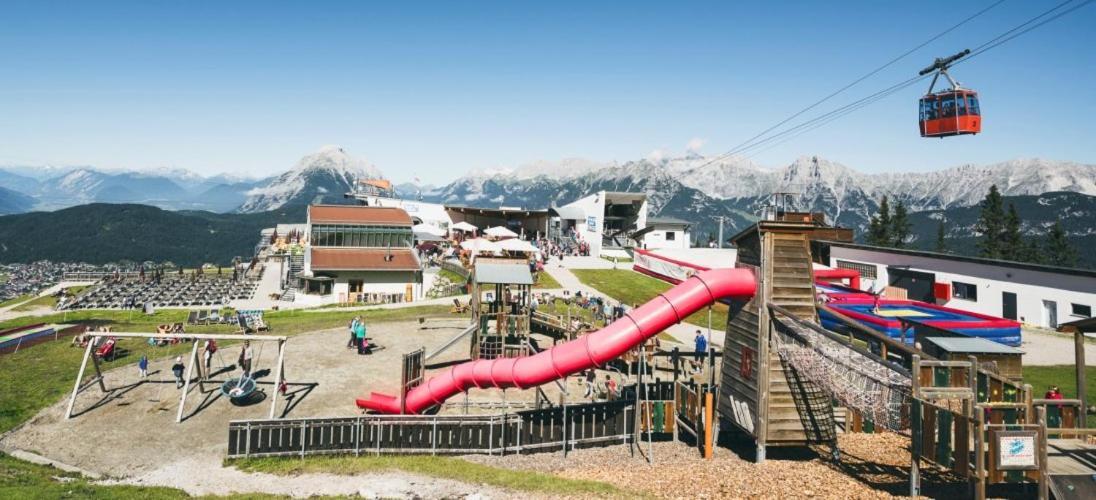 Family Friendly Chalet - Central With Beautiful Mountain Views Зеефельд в Тироле Экстерьер фото