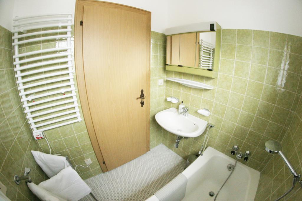 Family Friendly Chalet - Central With Beautiful Mountain Views Зеефельд в Тироле Экстерьер фото